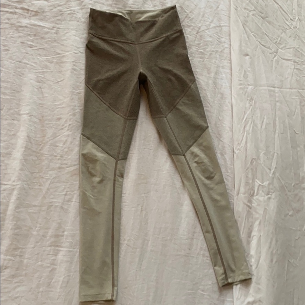 Outdoor Voices triple stack color block legging